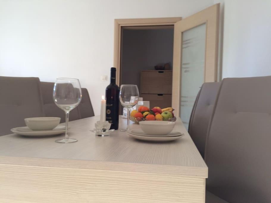 Liam Apartment Пула Екстериор снимка