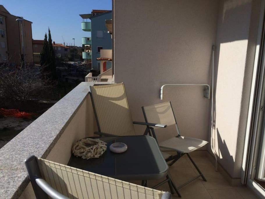 Liam Apartment Пула Екстериор снимка